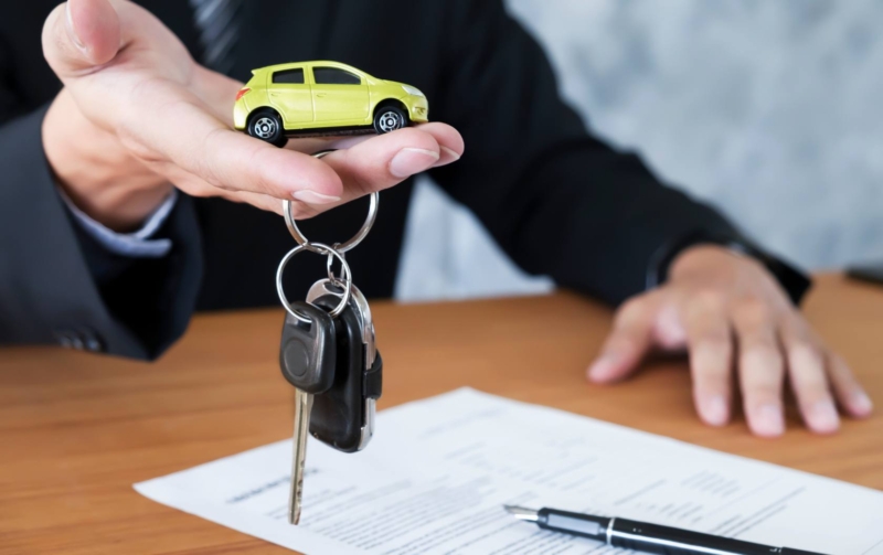 Why Go Manual When You Can Go Automatic? Benefits Of CPQ Systems In The Car Sales Process